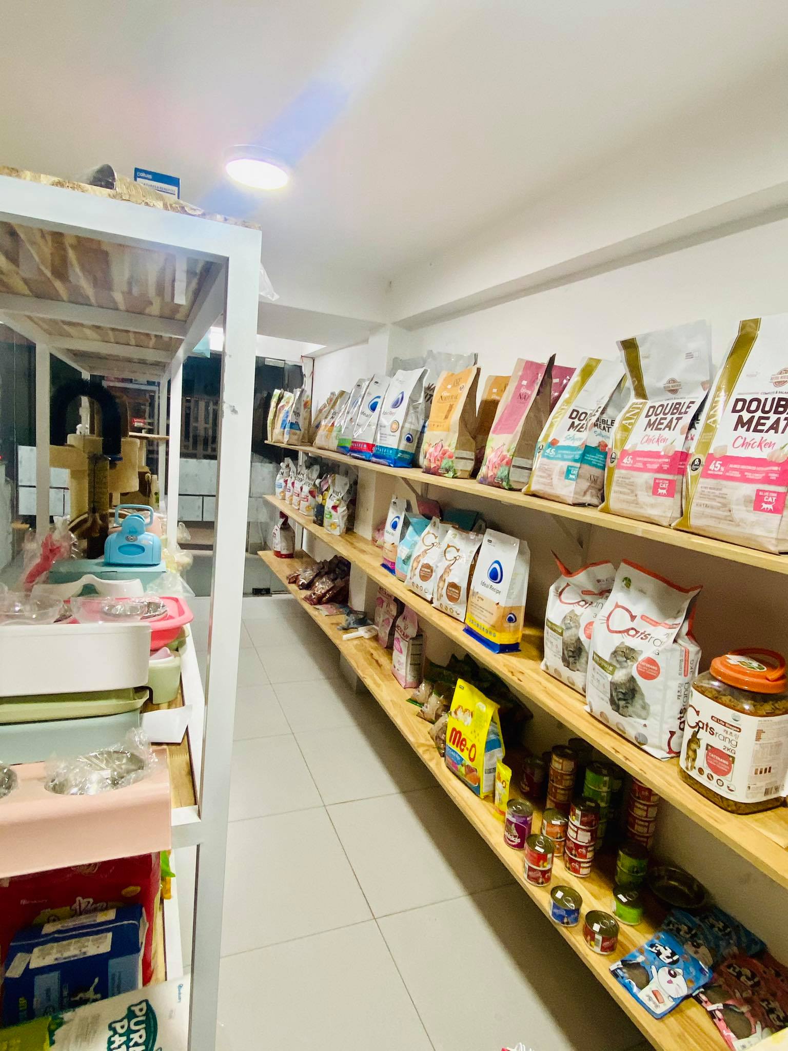 Pet Shops in Ho Chi Minh City
